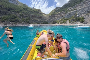 Alcudia: Speedboat Tour of Northern Mallorca & Hotel Pickup