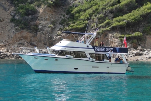 Alcudia : Excursion en bateau au coucher du soleil avec boissons, SUP et plongée en apnée