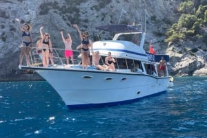 Alcudia: Bådtur ved solnedgang med drinks, SUP og snorkling