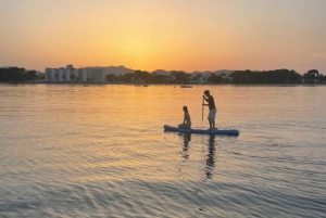 2,5 Stunden Morgen- oder Sonnenuntergangsausflug Getränke, Tapas SUP, Schnorcheln