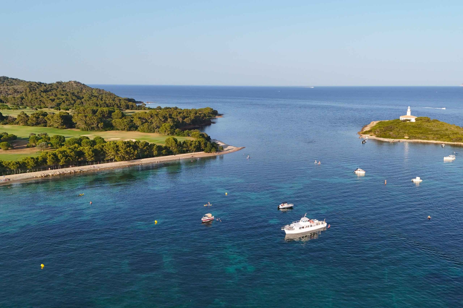 Alcudia: Sunset Cruise with Wine and Cheese Tasting