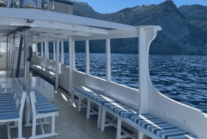 Alcudia: Sunset Cruise with Wine and Cheese Tasting