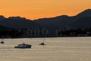 Alcudia: Sunset Tapas Cruise with Cava & Sangria Small Group