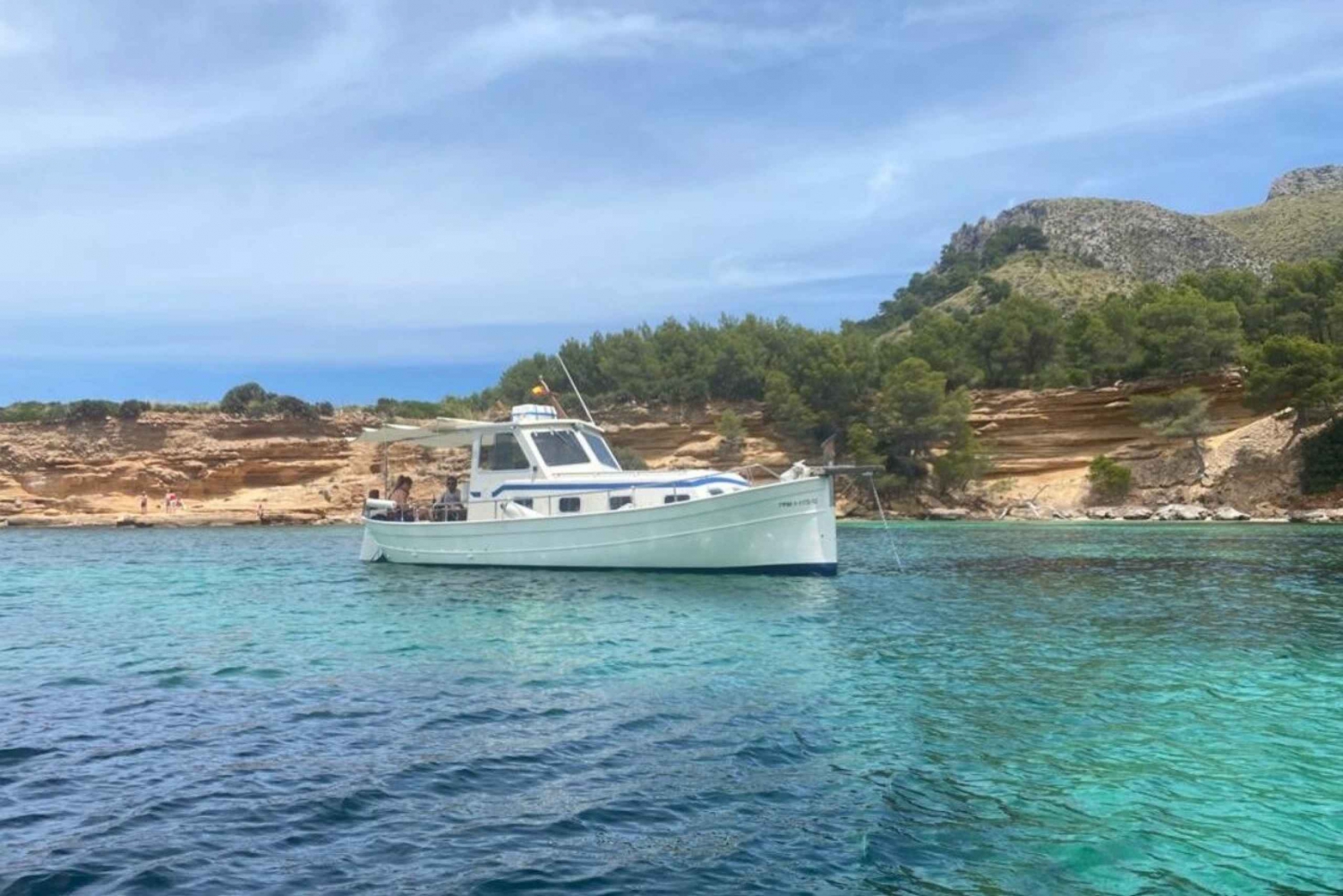 Alcudia: Traditional Wooden Boat Trip with Snorkeling