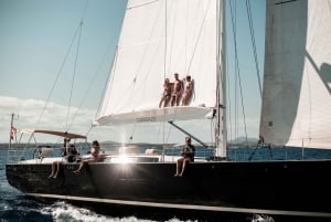 Alcudia : Excursion privée unique d'une journée à bord d'un voilier