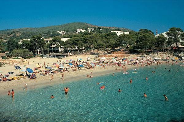 Beach Club Font De Sa Cala In Mallorca My Guide Mallorca