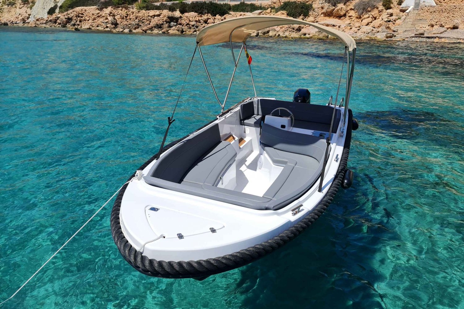 Boat rental WITHOUT License in Mallorca 'Santa Ponsa'
