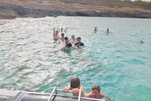 Boat trip from Portocolom to the Cala Varques Natural Area