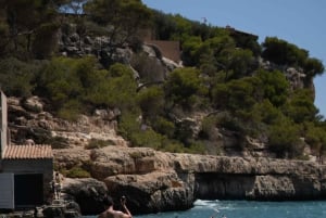 Cala Llombards o Cala Santany & Es Pontas Snorkel and SUP