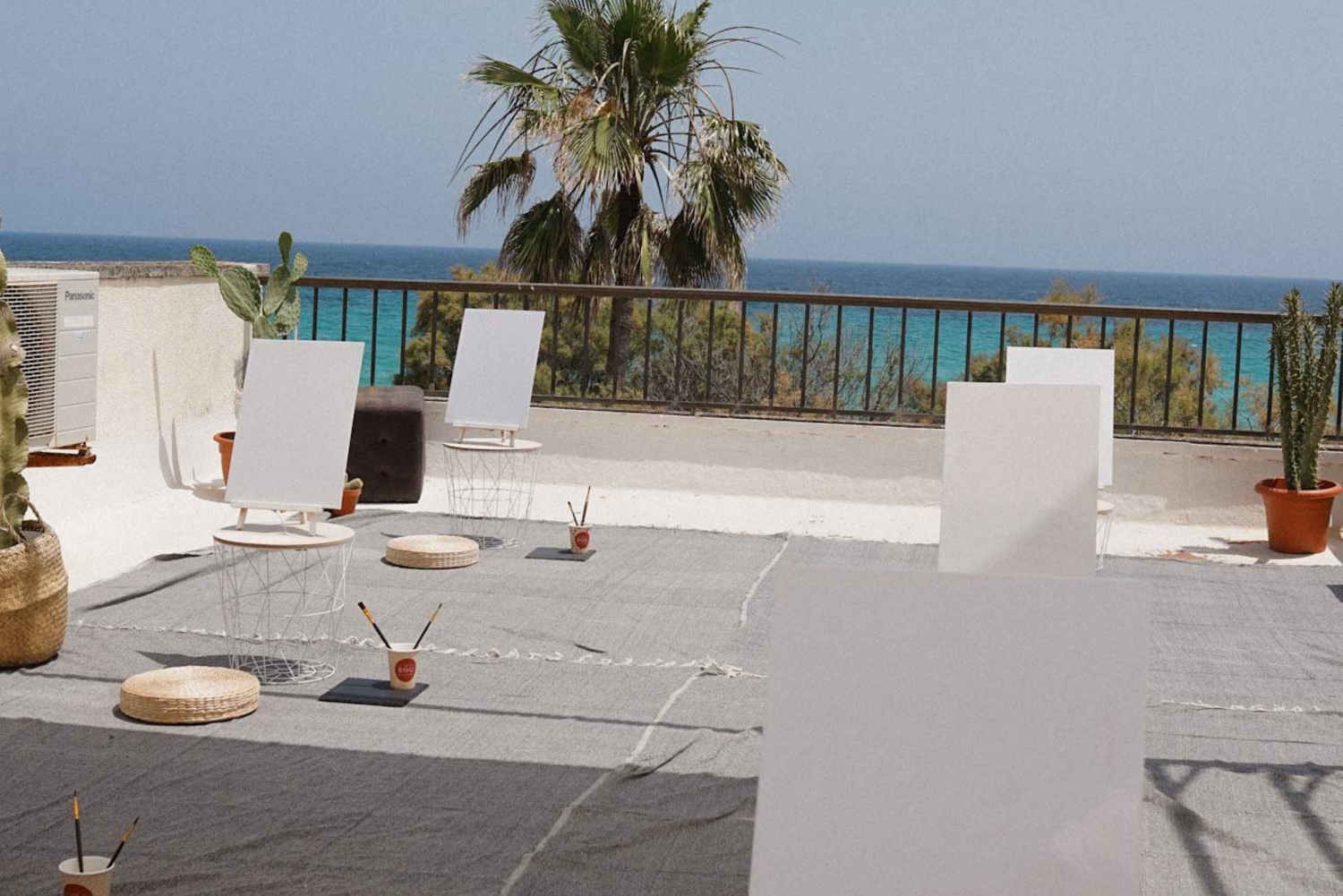 Cala Millor: Cava & Canvas Art Night Coconut Shackissa