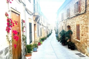Cala Ratjada: 'QualityTime', fun game, quiz&walk for couples