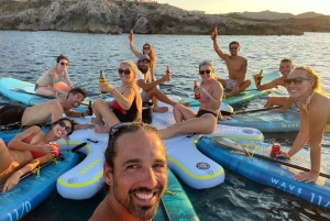 Cala Ratjada: Experiencia privada de SUP al atardecer con bebidas