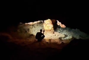 Cala Romántica/Cala Varquez: Caves Trekking Tour