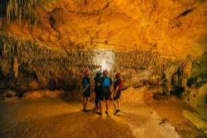 Cala Varques: Guidet kajak- og snorkelekspedition til havets grotter