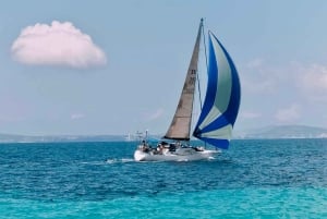 カン パスティーリャ: シュノーケリング、タパス、ドリンク付きのヨット ツアー