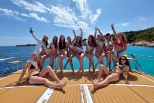 CATAMARAN ECO EXPERIENCE in Palma Bay