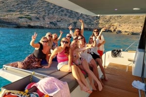 CATAMARAN ECO EXPERIENCE in Palma Bay