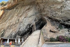 Arta Caves & Sundowner Cocktail: ticket & Tour - Love Lock & View