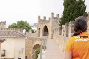 Upptäck Alcudias dolda pärlor: vandringstur i gamla stan