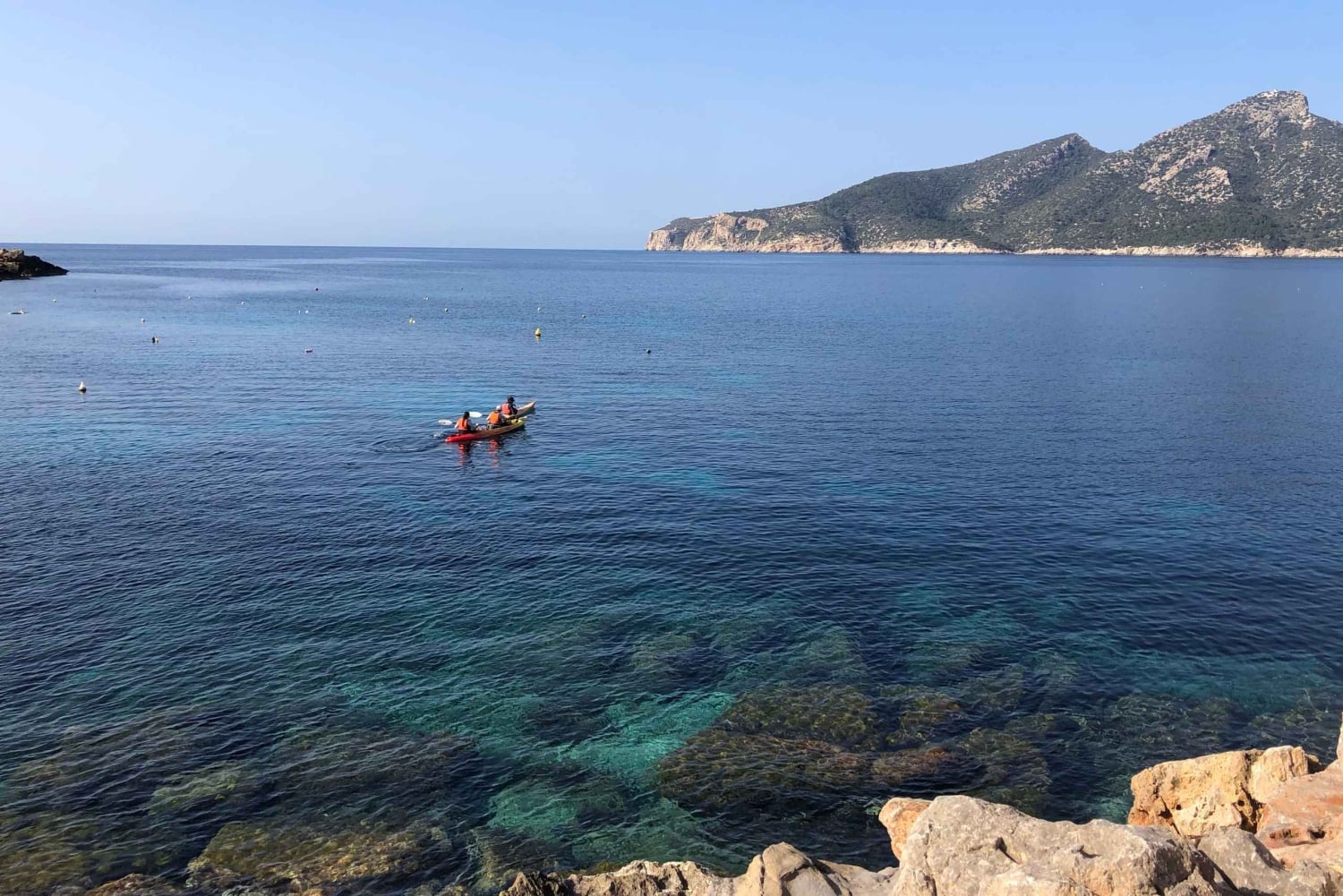 Descubre la Isla Dragonera en kayak y a pie