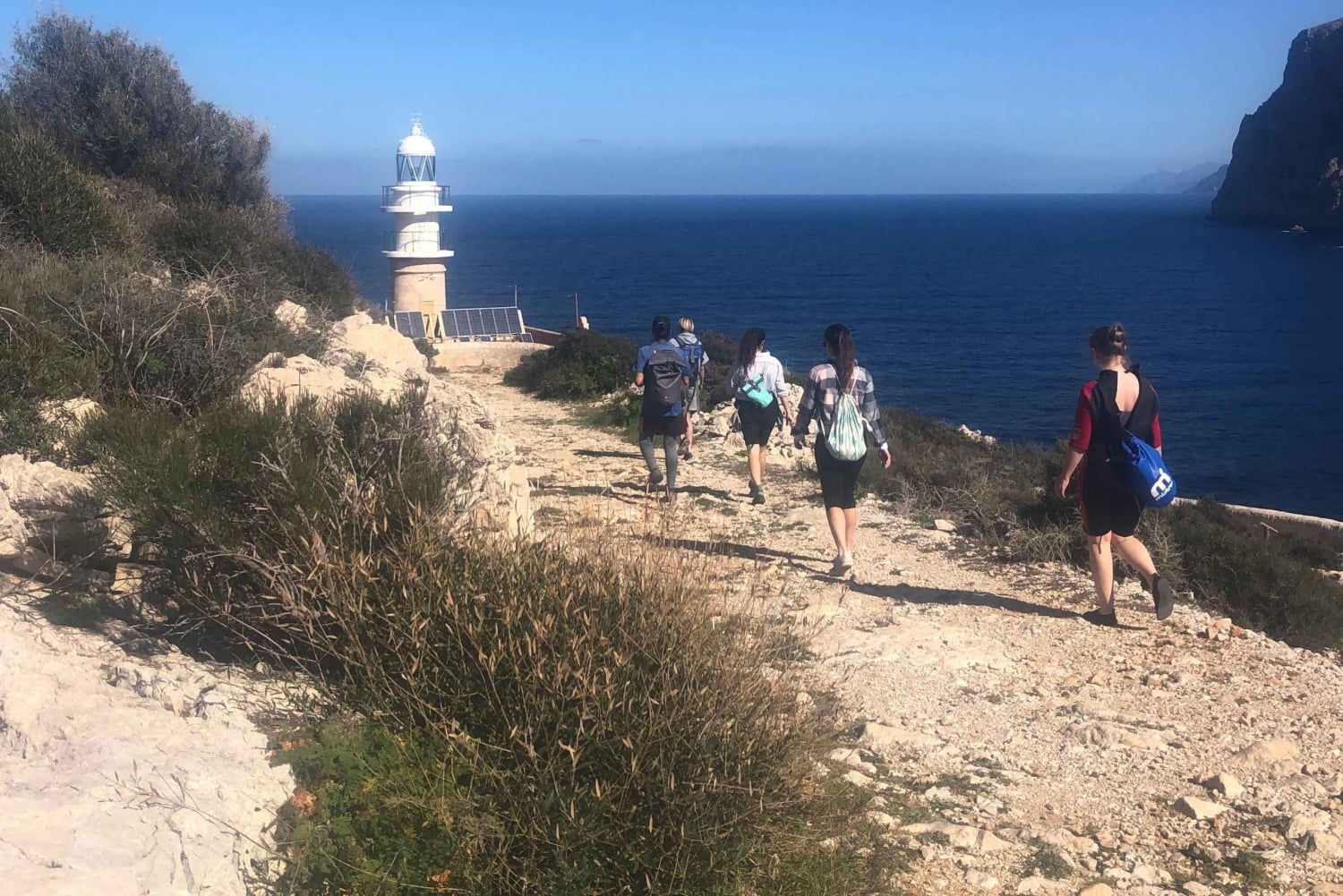 Descubre la Isla Dragonera en kayak y a pie