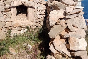 Descubre la Isla Dragonera en kayak y a pie