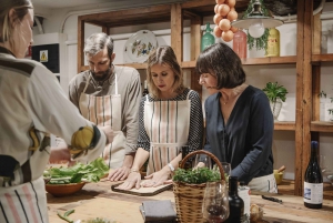 Mallorca: Market Visit and Traditional Cooking Workshop