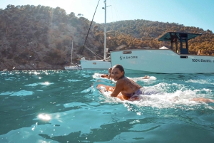 Tour in barca elettrica per famiglie