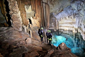 Estany d'en Mas: Küstenwanderung, Abseilen und Erkundung der Meereshöhle