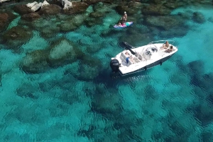 スキッパー付きボートでのエクスカーション