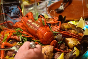 パルマの屋上で楽しむパエリアとワインの夕食会