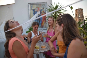 パルマの屋上で楽しむパエリアとワインの夕食会