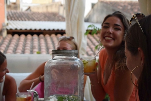 パルマの屋上で楽しむパエリアとワインの夕食会