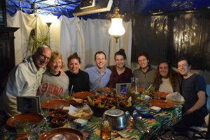 パルマの屋上で楽しむパエリアとワインの夕食会