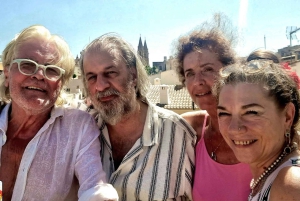 パルマの屋上で楽しむパエリアとワインの夕食会