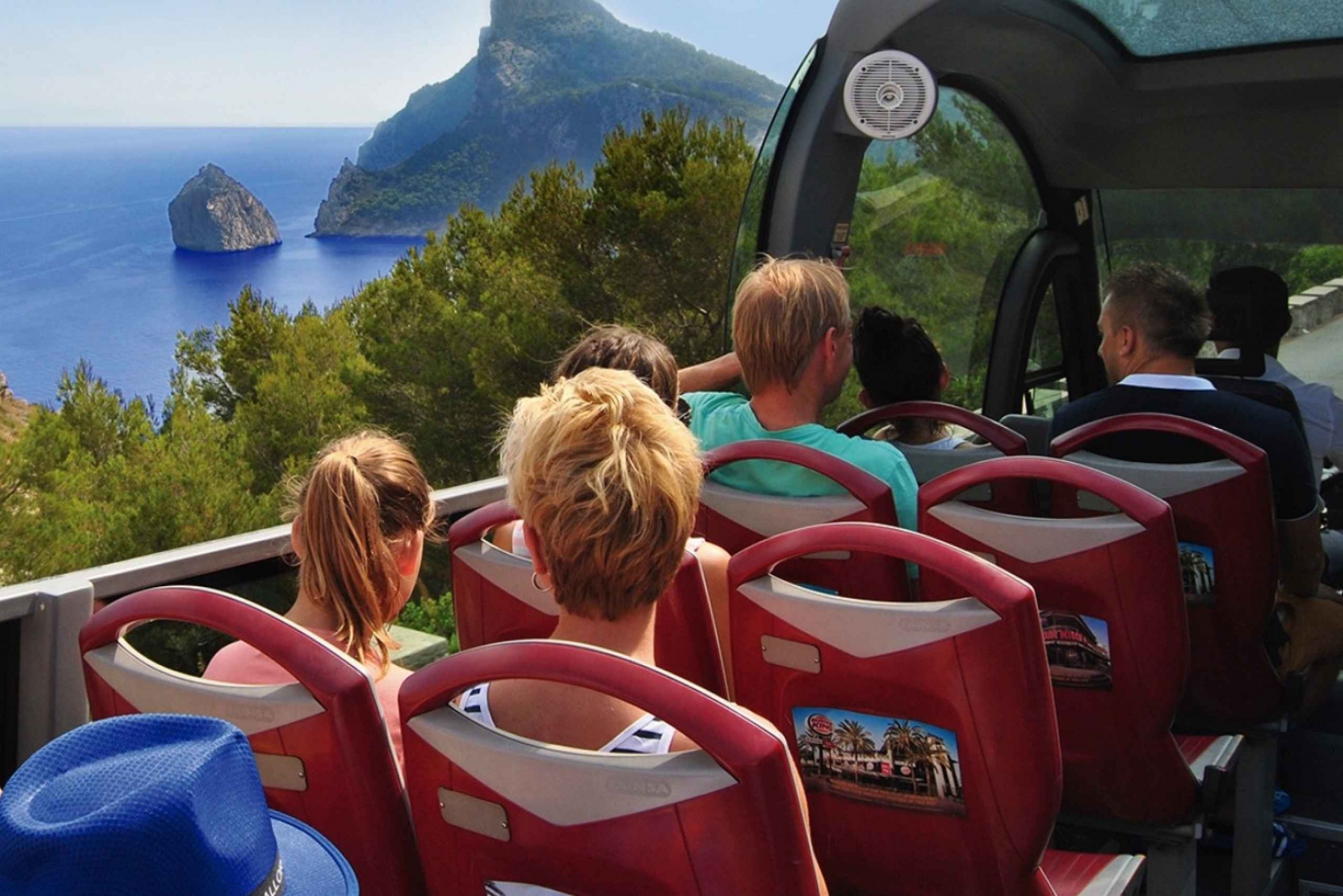 Formentor: Xperience Bus and Boat Tour from the North