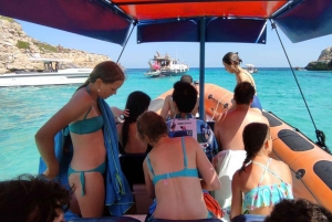 From Cala Figuera: Boat Tour to Cala Marmols & Caló de Moro