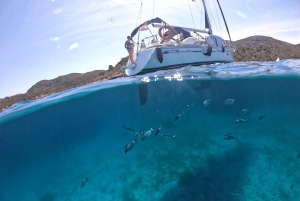 Из Кана Пастилья: прогулка на парусной лодке с едой и напитками