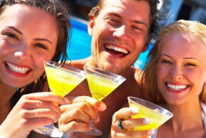 Desde Can Picafort: tour nocturno en bus por Ballermann