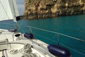 Mallorca: Cala Vella Boat Tour with Swiming, Food, & Drinks
