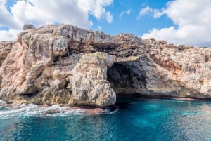 From Palma de Mallorca: Caves, Cliffs and Coves Boat Tour