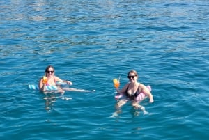 Au départ de Palma : excursion en catamaran de luxe avec tapas et boissons