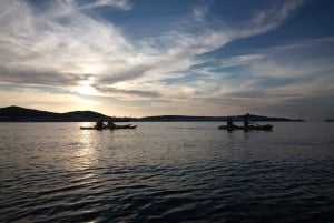 Fornells Bay: Sunset Kayak Tour from Ses Salines, Menorca.