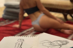 Tegning af mennesker i hjertet af Palmas gamle bydel