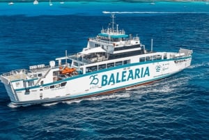 Ibiza: Färjetur till/från Formentera med eldriven färja