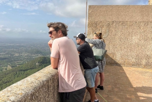 Instafamous Group Tour: South East of Mallorca