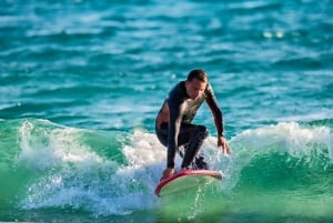 Naucz się surfować na Majorce! Lekcje surfingu po Morzu Śródziemnym