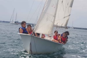 Light sailing experience with instructor