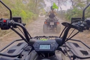 Magaluf: Tour en quad por la montaña, visitando cuevas, calas y acantilados