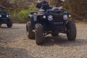 Magaluf: Tour en quad por la montaña, visitando cuevas, calas y acantilados